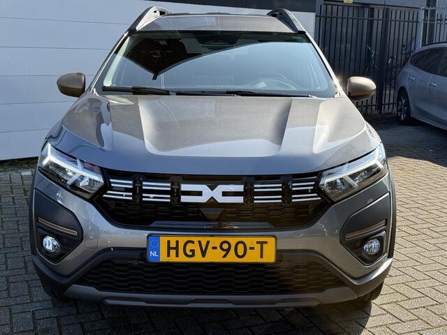 Dacia Jogger 1.6 Hybrid 140 Extreme 7p. (Zeer ruim) Automaat | Camera | Navigatie (Beschikbaar per 6/2025)