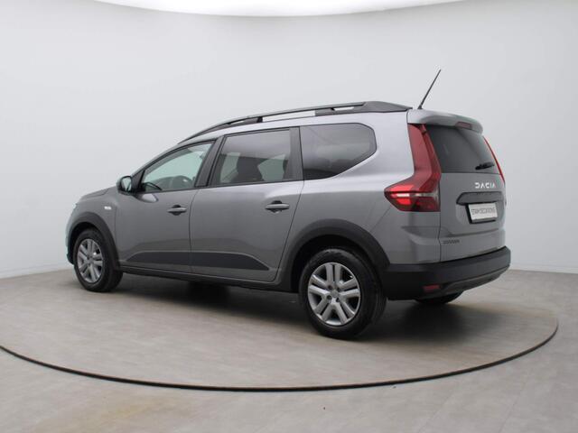 Dacia Jogger TCe 110pk Expression 7-PERSOONS Airco | Camera | Navi | Parksens. V+a