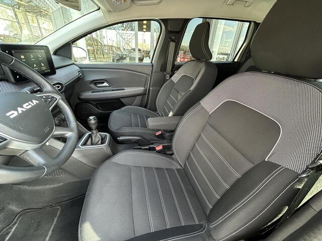 Dacia Jogger 1.0 TCe 110 Expression 7p. | Navigatie | Camera | Apple Carplay | Dodehoekassistent | Pack Assist | Cruise Control