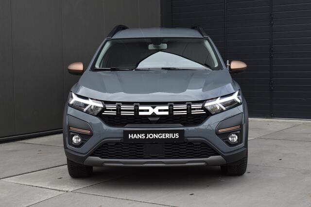 Dacia Jogger Hybrid 140 Extreme | AUTOMAAT | 7 PERSOONS | CAMERA | CRUISE CONTROL | CLIMATE CONTROL | APPLECARPLAY/ANDROIDAUTO | ALL-SEASONBANDEN | PDC | LMV