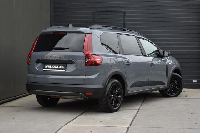 Dacia Jogger Hybrid 140 Extreme | AUTOMAAT | 7 PERSOONS | CAMERA | CRUISE CONTROL | CLIMATE CONTROL | APPLECARPLAY/ANDROIDAUTO | ALL-SEASONBANDEN | PDC | LMV