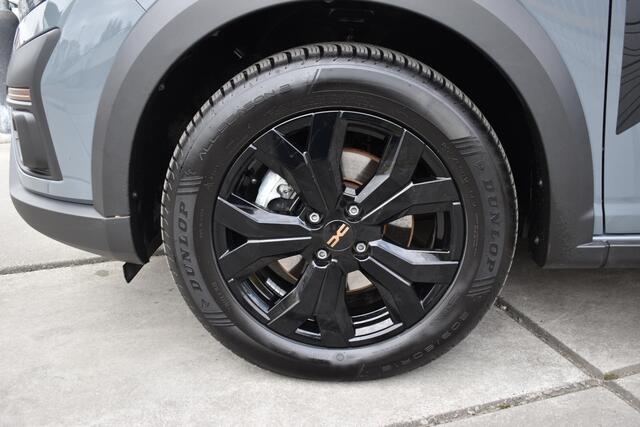 Dacia Jogger Hybrid 140 Extreme | AUTOMAAT | 7 PERSOONS | CAMERA | CRUISE CONTROL | CLIMATE CONTROL | APPLECARPLAY/ANDROIDAUTO | ALL-SEASONBANDEN | PDC | LMV