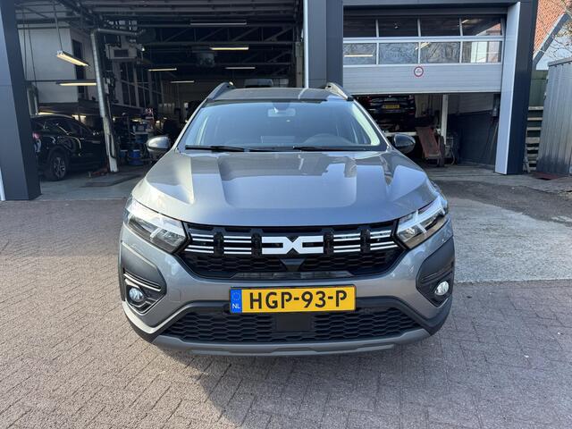 Dacia Jogger 1.6 Hybrid 140 Extreme 5p.