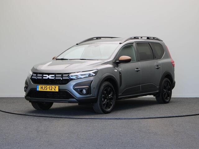 Dacia Jogger 1.6 Hybrid 140 Extreme 5p. | Stoelverwarming | Cruise control | Achteruitrijcamera | Parkeersensoren voor en achter | Navigatie |