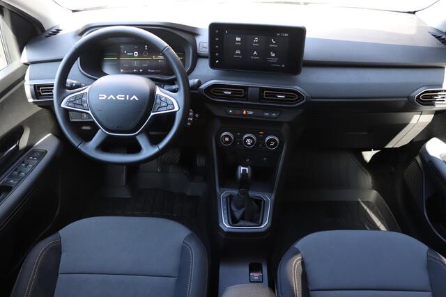 Dacia Jogger 1.6 Hybrid 140 Extreme 7-zitplaatsen | Achteruitrijcamera | Navigatie |