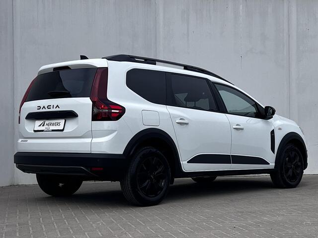 Dacia Jogger 1.0 TCe 110 Extreme 5 persoons / Dealer onderhouden 1e eigenaar / Trekgewicht 1.200kg / Navigatie / Climate Control / Stoelverwarming / Apple Carplay Android /