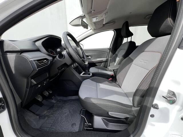 Dacia Jogger 1.0 TCe 110 Extreme 5 persoons / Dealer onderhouden 1e eigenaar / Trekgewicht 1.200kg / Navigatie / Climate Control / Stoelverwarming / Apple Carplay Android /