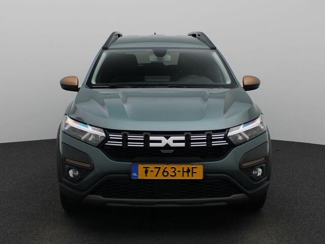 Dacia Jogger 1.0 TCe 100 ECO-G Extreme 5p. | Trekhaak | Pack Extreme | Camera | PDC Voor + Achter | Keyless | 16" LMV | Climate Control | Cruise Control & Snelheidsbegrenzer | Apple Carplay & Android Auto