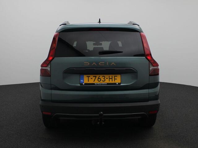Dacia Jogger 1.0 TCe 100 ECO-G Extreme 5p. | Trekhaak | Pack Extreme | Camera | PDC Voor + Achter | Keyless | 16" LMV | Climate Control | Cruise Control & Snelheidsbegrenzer | Apple Carplay & Android Auto