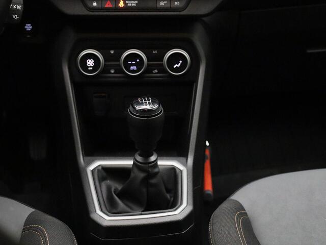 Dacia Jogger 1.0 TCe 100 ECO-G Extreme 5p. | Trekhaak | Pack Extreme | Camera | PDC Voor + Achter | Keyless | 16" LMV | Climate Control | Cruise Control & Snelheidsbegrenzer | Apple Carplay & Android Auto