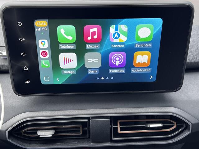 Dacia Jogger 1.6 Hybrid 140 Extreme 7p. / Zeven persoons / Trekgewicht 750 kg / Achteruitrijcamera / Navigatie via Apple Carplay Android / All Season banden 16" LM wielen /