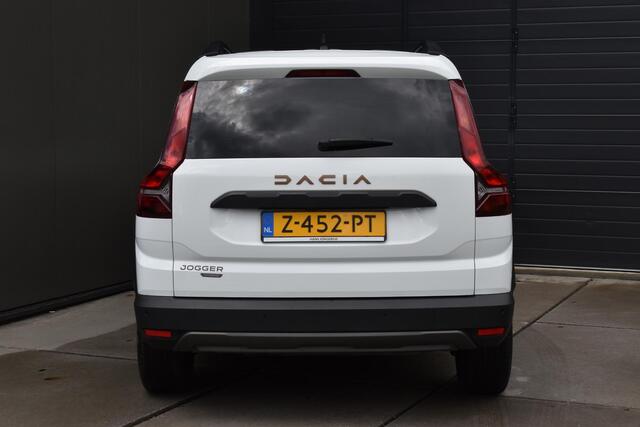 Dacia Jogger Hybrid 140 Extreme | 7 PERSOONS | AUTOMAAT | CAMERA | NAVI | STOELVERWARMING | APPLECARPLAY/ANDROIDAUTO | CRUISE CONTROL | CLIMATE CONTROL | PDC | LMV
