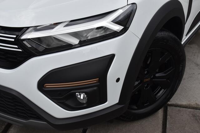 Dacia Jogger Hybrid 140 Extreme | 7 PERSOONS | AUTOMAAT | CAMERA | NAVI | STOELVERWARMING | APPLECARPLAY/ANDROIDAUTO | CRUISE CONTROL | CLIMATE CONTROL | PDC | LMV