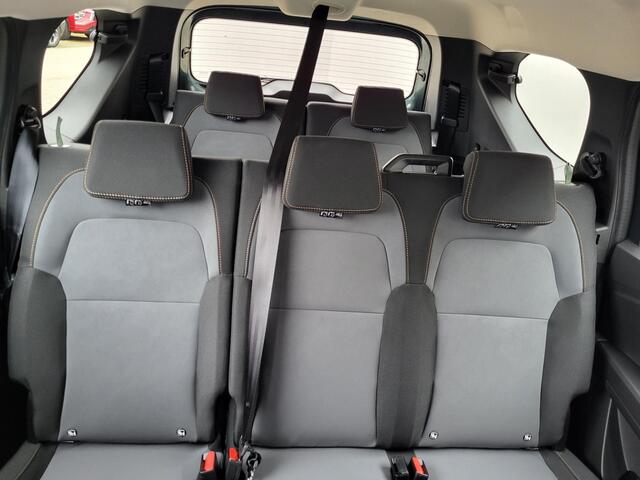 Dacia Jogger 1.6 Hybrid 140 Extreme 7p. Automaat / 7- persoons / Pack Assist / Achteruitrijcamera / Verwarmde voorstoelen / Automatische airco