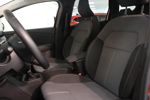 Dacia Jogger 1.6 Hybrid 140 Extreme 7p. | Camera | Climate control | Trekhaak | AppleCarplay AndroidAuto Navigatie | LED koplampen | Cruise control |