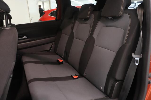 Dacia Jogger 1.6 Hybrid 140 Extreme 7p. | Camera | Climate control | Trekhaak | AppleCarplay AndroidAuto Navigatie | LED koplampen | Cruise control |