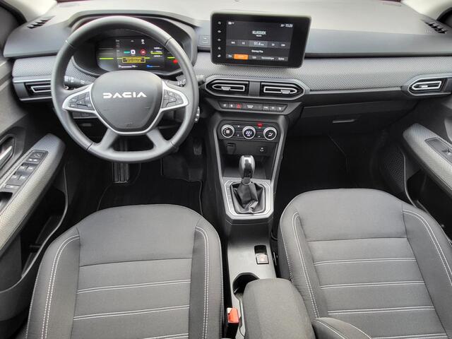 Dacia Jogger 1.6 Hybrid 140 Expression 7p. / Zeven zitplaatsen / Stoelverwarming / Navigatie / Apple Carplay Android /