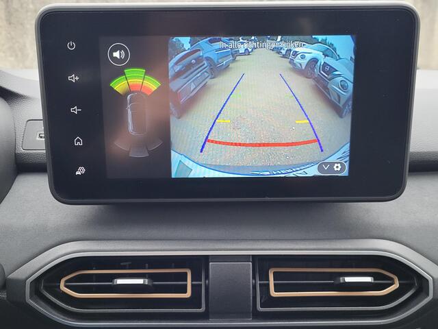 Dacia Jogger 1.6 Hybrid 140 Extreme 7p. Automaat / 7- persoons / Pack Assist / Achteruitrijcamera / Verwarmde voorstoelen / Automatische airco