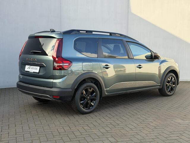 Dacia Jogger 1.6 Hybrid 140 Extreme 7p. Automaat / Fabrieksgarantie tot 11-2027 / Dealer Onderhouden / Navigatie via Apple Carplay & Android Auto / Camera / PDC / DAB / Parkeersensoren / Cruise / Clima /