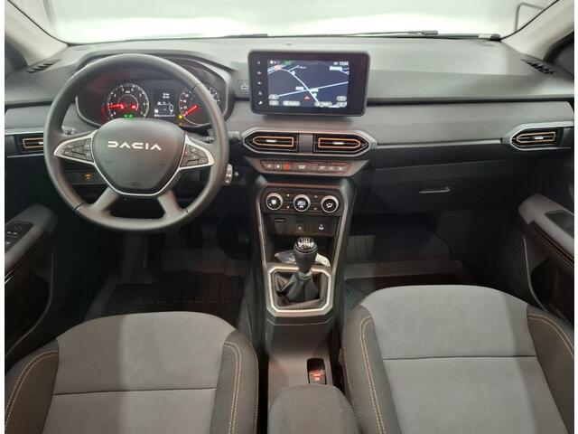 Dacia Jogger 1.0 TCe 110 Extreme 7p. Carplay / Stoelverwarming / Camera / Cruise enz