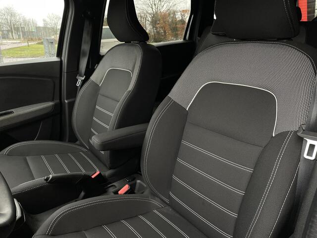 Dacia Jogger 1.0 TCe 110 Extreme 7p. / PACK ASSIST / CRUISE CONTROLE / APPLE EN ANDROID CARPLAY / VRAAG NAAR BESCHIKBAARHEID DEMO