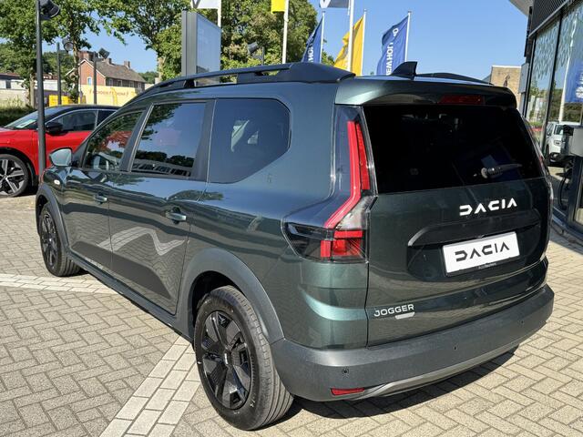 Dacia Jogger Hybrid 155 Expression 7-zits l Voorraadvoordeel! l Gratis 7 jaar fabrieksgarantie!