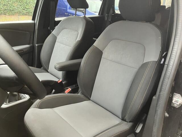 Dacia Jogger TCe 110 Extreme 7 Persoons. *TREKHAAK*
