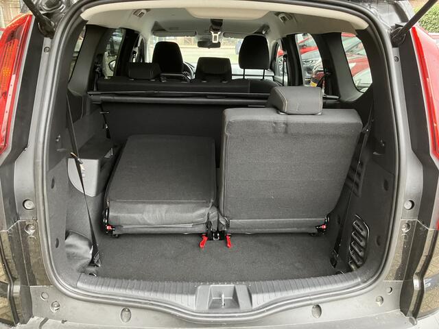 Dacia Jogger TCe 110 Extreme 7 Persoons. *TREKHAAK*