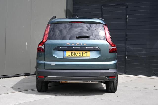 Dacia Jogger Hybrid 140 Extreme | 7 PERSOONS | CAMERA | APPLECARPLAY/ANDROIDAUTO | CRUISE CONTROL | CLIMATE CONTROL | PDC | LMV