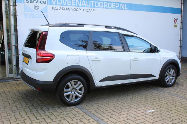 Dacia Jogger 1.0 TCe Comfort 7p. Incl. 12 maanden Garantie | 1e Eigenaar | Parkeersensoren achter | Cruise controle | Airco | Bluetooth | Apple Carplay/Android Auto | Stuur multifunctioneel | Origineel NL Auto | NAP |