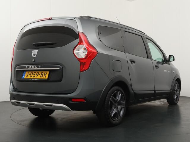 Dacia LODGY 1.2 116pk TCe Série Limitée Stepway 7p. | Parkeersensoren Achter | Cruise Control | Airco | Navigatie