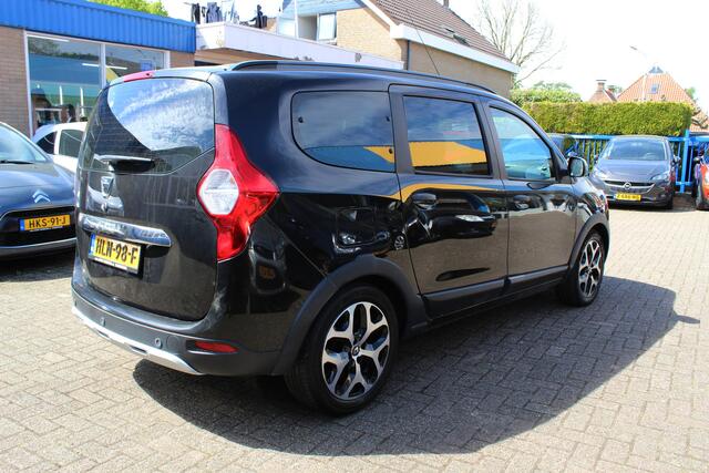 Dacia LODGY 1.2 TCe "Stepway" Navi - Cruise - 7 Persoons !!! 115 Pk