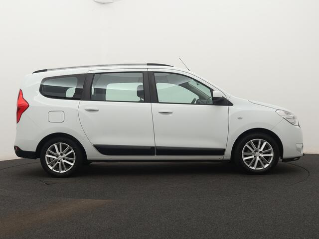 Dacia LODGY 1.5 dCi Lauréate Euro6 109PK / 1400kg trekgewicht / Trekhaak / Navigatie / Pdc.+Camera / Airco / Apk juni-2025