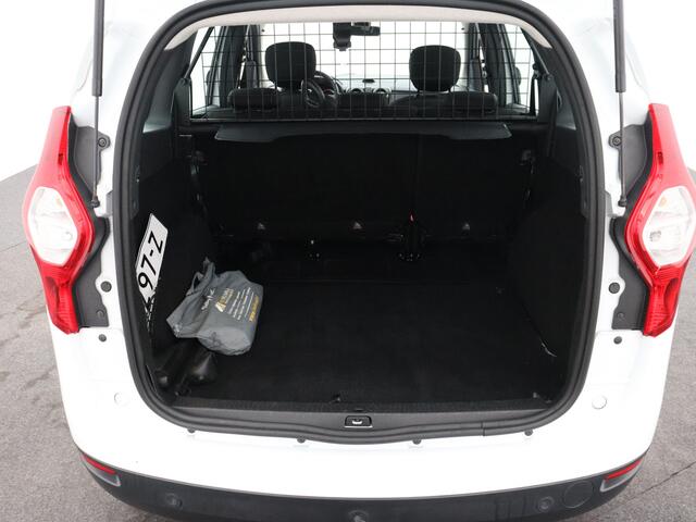 Dacia LODGY 1.5 dCi Lauréate Euro6 109PK / 1400kg trekgewicht / Trekhaak / Navigatie / Pdc.+Camera / Airco / Apk juni-2025