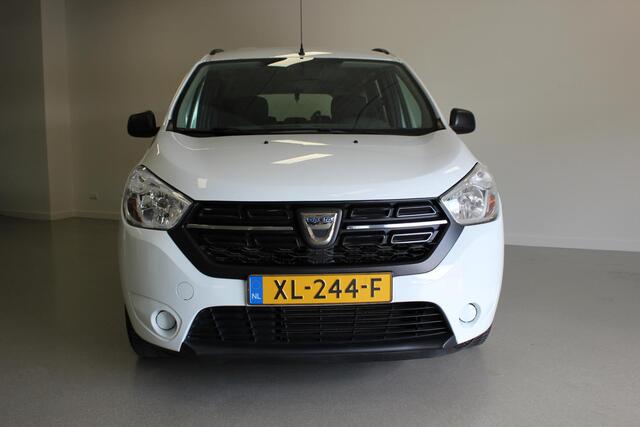 Dacia LODGY 1.6 SCe Bi-Fuel Ambiance 7p. | NL-AUTO+N.A.P! | AIRCO | ELEK-RAMEN | CPV | BLUETOOTH-RADIO | MEDIA |