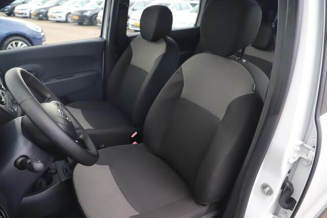 Dacia LODGY 1.3 TCe Essential 7p. 131PK Radio Bluetooth Airco 7 Persoons
