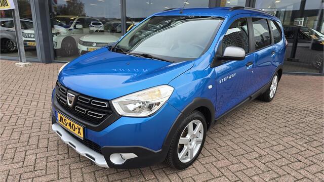 Dacia LODGY 1.2 TCe Stepway 7p. Airco, Voorstoelen verwarmd, Multimediasysteem, Navigatie, , Cruise control, Achteruitrijcamera, Parkeersensoren, Elektrische ramen en spiegels, Lichtmetalen velgen, BOVAG GARANTIE