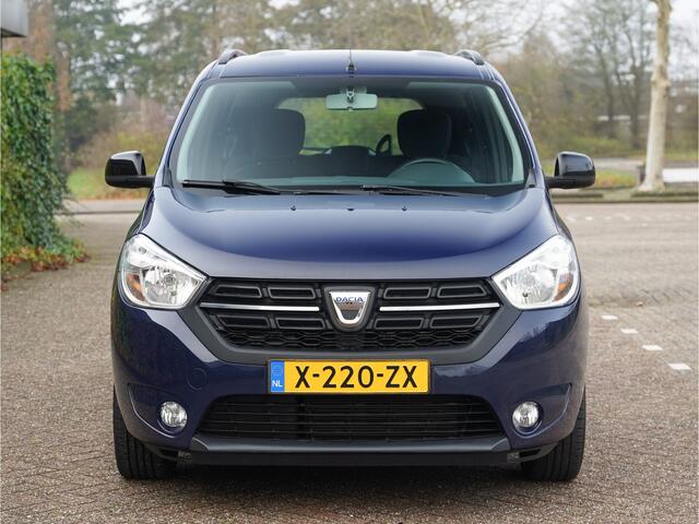 Dacia LODGY 1.6 SCe 5p. Lage km. 27.000km! | Airco | Parkeersensoren | CruiseControl