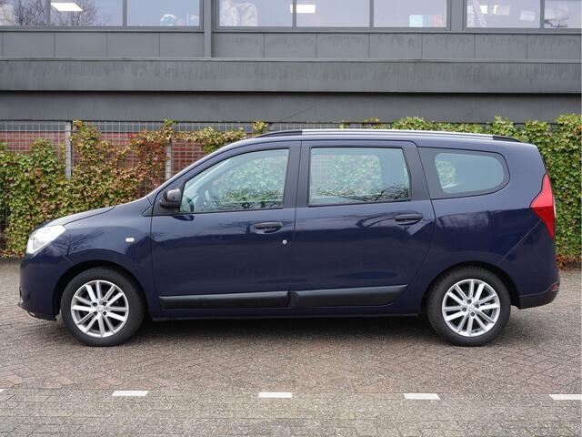 Dacia LODGY 1.6 SCe 5p. Lage km. 27.000km! | Airco | Parkeersensoren | CruiseControl