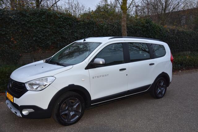 Dacia LODGY 1.2 TCe Série Limitée Stepway 7p. | CAMERA | NAVI | STOELVERW | TREKHAAK