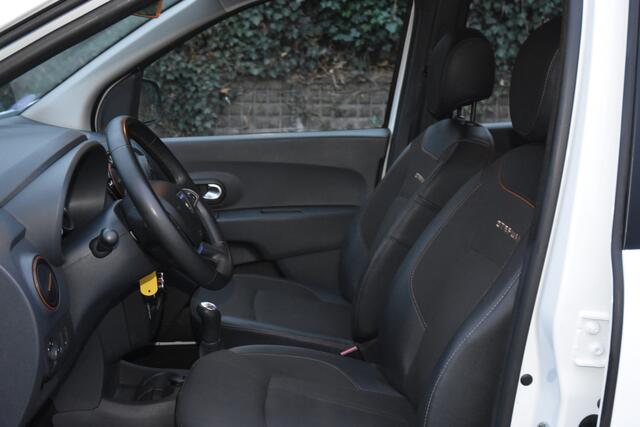 Dacia LODGY 1.2 TCe Série Limitée Stepway 7p. | CAMERA | NAVI | STOELVERW | TREKHAAK