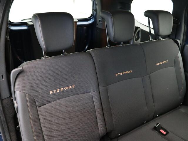 Dacia LODGY 1.2 TCe Série Limitée Stepway 5p. | Trekhaak | Lichtmetalen Velgen | Airconditioning | Navigatie |