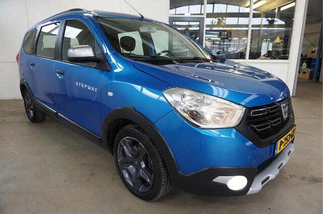 Dacia LODGY 1.2 TCe Série Limitée Stepway 7p. Navigatie