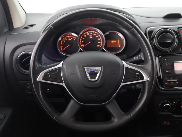 Dacia LODGY 1.3 TCe COMFORT 7 PERSOONS 1e EIGENAAR AIRCO. SPORTVELGEN. PRIVACY GLASS.COMFORT PAKKET