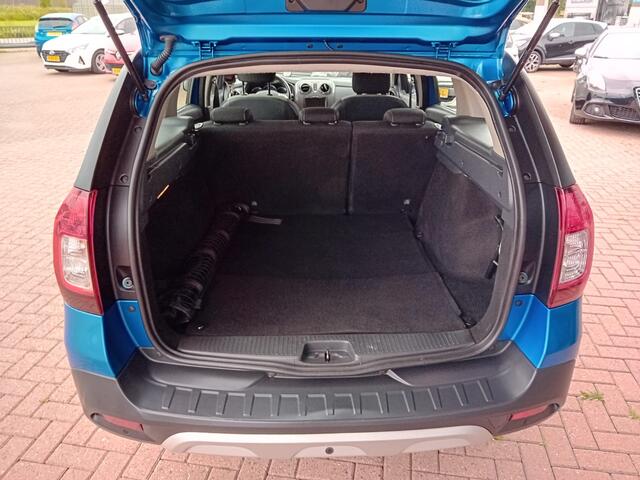 Dacia LOGAN MCV 0.9 TCe Stepway, Airco, Multimediasysteem, Bluetooth telefoonverbinding, Navigatie, Camera, Cruise control, Parkeersensoren, Elektrische ramen en spiegels, Nette auto, BOVAG