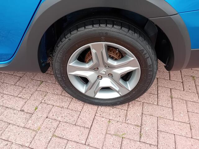 Dacia LOGAN MCV 0.9 TCe Stepway, Airco, Multimediasysteem, Bluetooth telefoonverbinding, Navigatie, Camera, Cruise control, Parkeersensoren, Elektrische ramen en spiegels, Nette auto, BOVAG