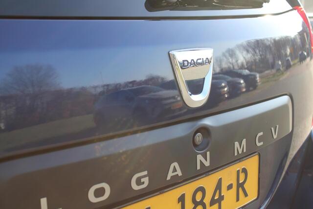 Dacia LOGAN MCV 0.9 TCe Laureate | MEDIA NAV | CAMERA | PARKEERSENSOREN | AIRCONDITIONING | CRUISE CONTROL