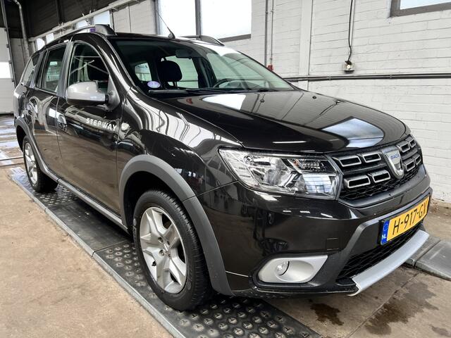 Dacia LOGAN MCV 0.9 TCe Stepway Cruise Airco Navi Camera Trekhaak Nap