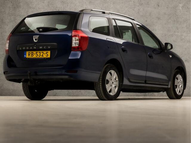 Dacia LOGAN MCV 0.9 TCe Laureate (NAVIGATIE, AIRCO, CRUISE, SPPORTSTOELEN, ARMSTEUN, BLUETOOTH, TREKHAAK, NIEUWE APK, NIEUWSTAAT)