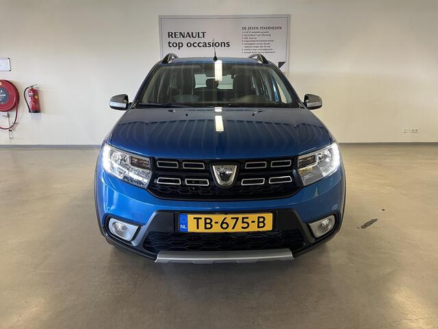 Dacia LOGAN MCV 0.9 TCe Stepway ACHTERUIRIJCAMERA / AIRCO / PERKEERSENSOREN / CRUISE CONTROLE / LICHTMETALEN VELGEN